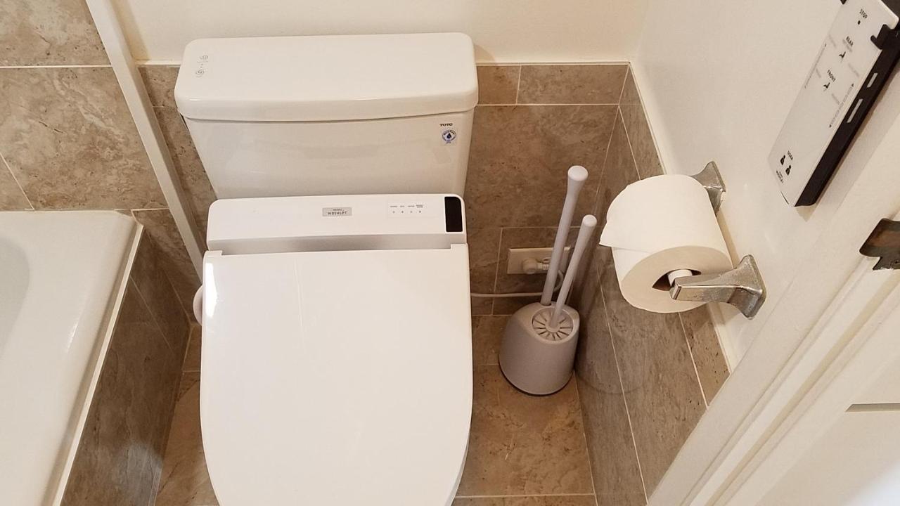 Waikiki Kuhio 1-Bedrm Apt, Ocean View, Free Parking & Wifi Хонолулу Екстериор снимка